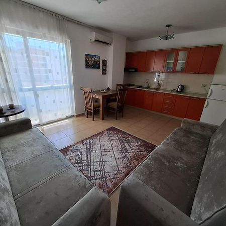 Cozy Apartment In The City Center 2 Shkoder Exterior photo