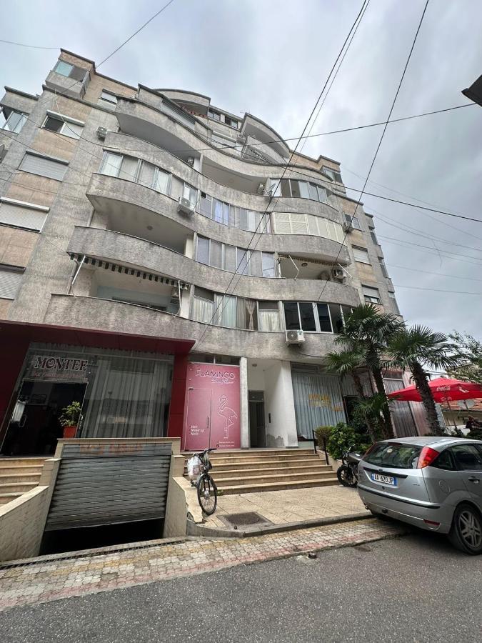 Cozy Apartment In The City Center 2 Shkoder Exterior photo