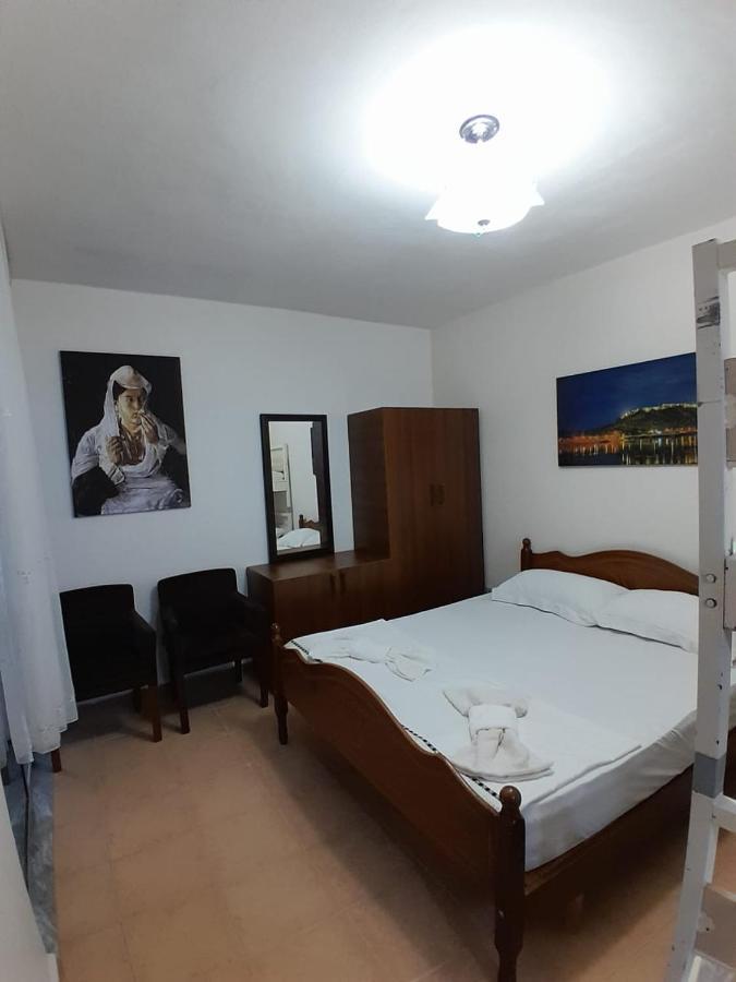 Cozy Apartment In The City Center 2 Shkoder Exterior photo